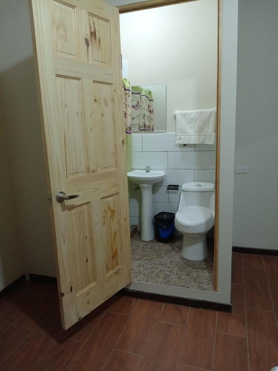 Ibania Hostal Tamanique Экстерьер фото